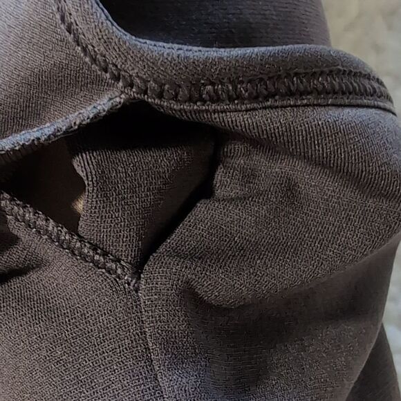 Ladies Under Armour Sports Bra Size L - Picture 8 of 11